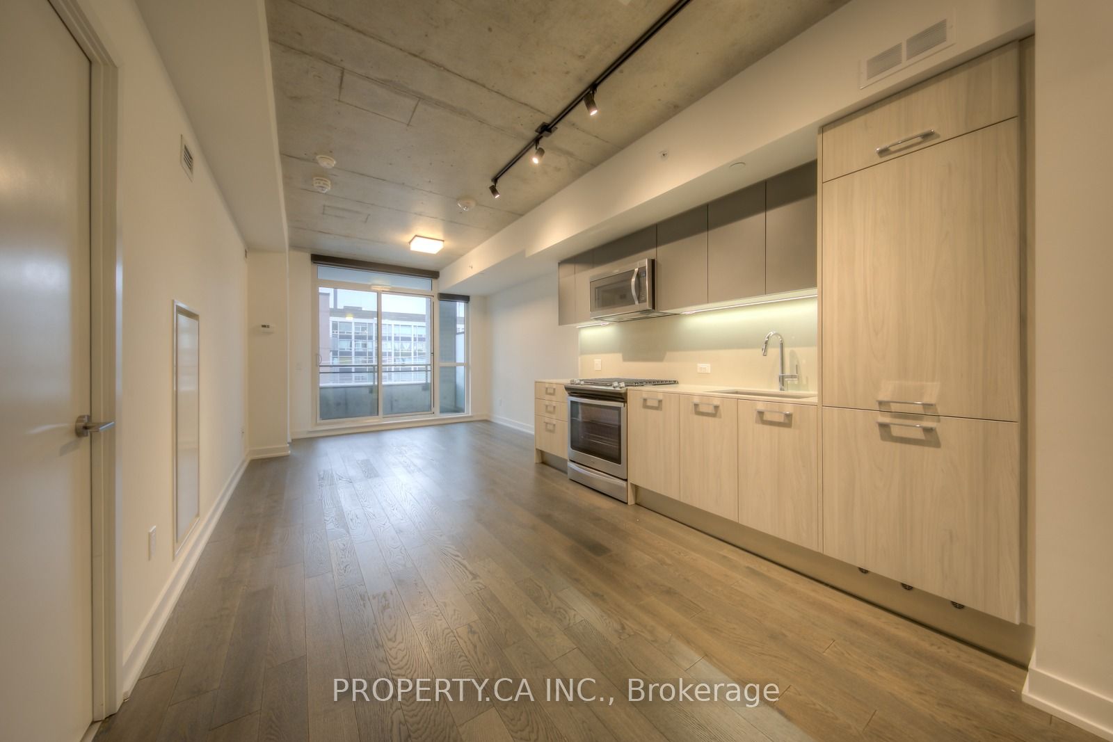 406-665 Kingston Road, Toronto, ON, M4E 1R6
