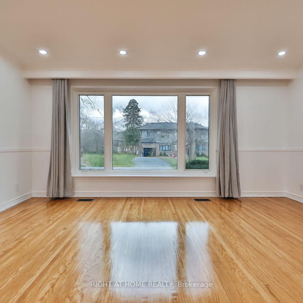 9 Allister Avenue, Toronto, ON, M1M 3K7 photo 5