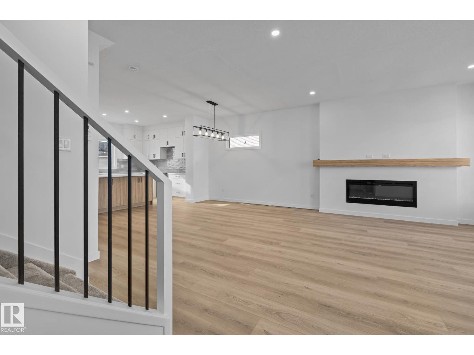 54 Eden Link, Fort Saskatchewan, AB, T8L0Z2 photo 2