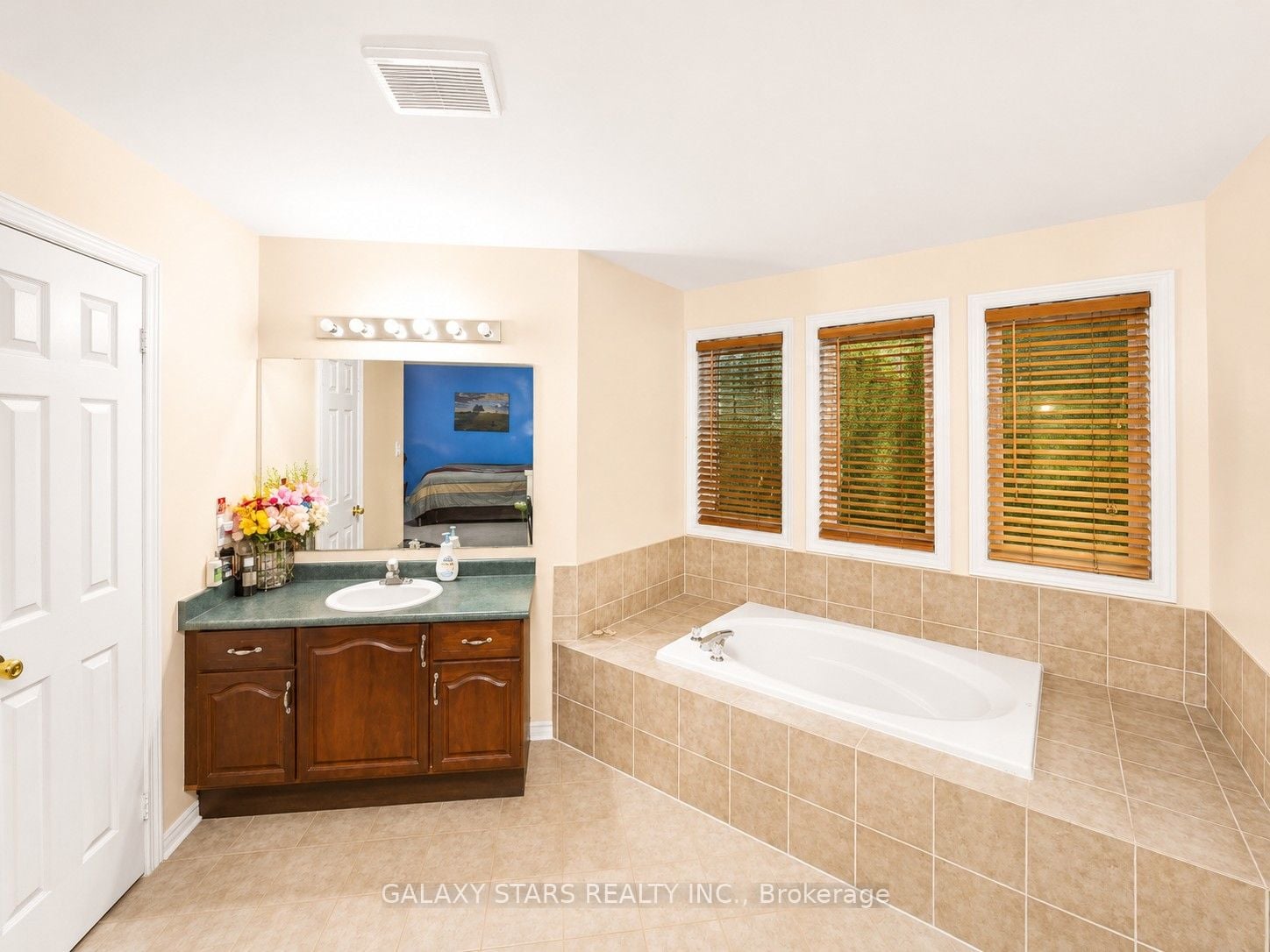 72 Niagara Drive, Oshawa, ON, L1G 8A5 photo 4
