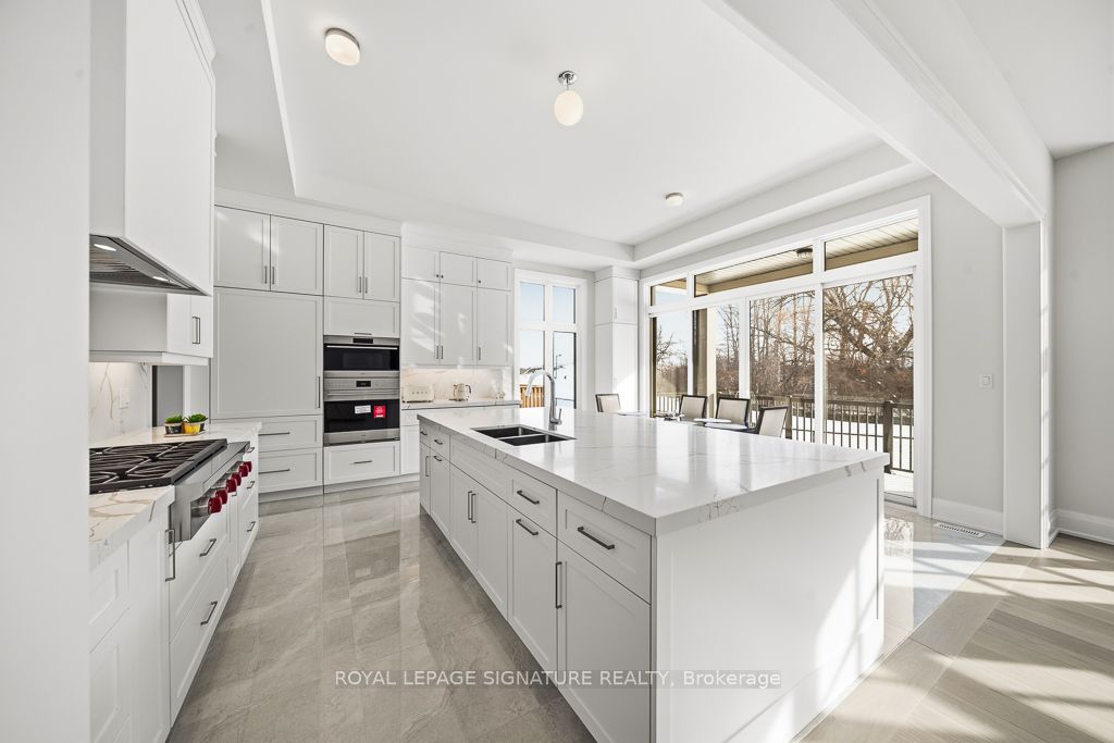 16 Gianvito Crescent, King, ON, L7B 0T2 photo 5
