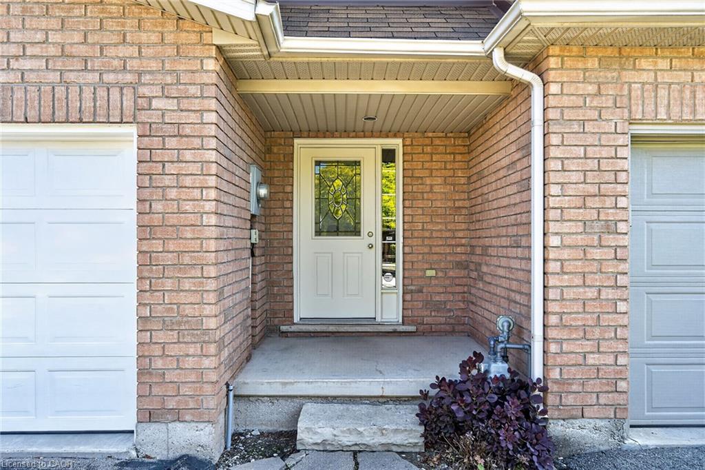 33 Willow Lane, Grimsby, ON, L3M 5P6 photo 3