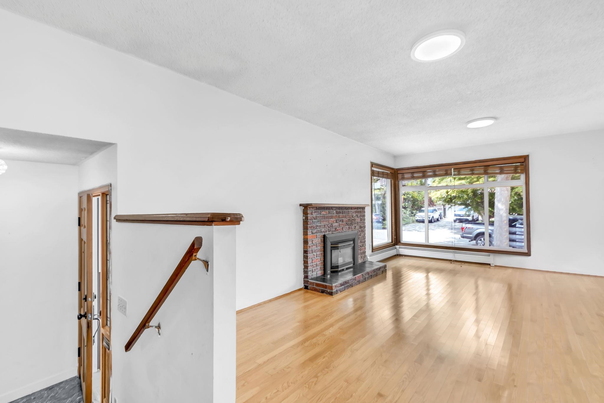 Additional image 6 of 12881 Carluke Crescent, Surrey, BC, V3V 6Y9