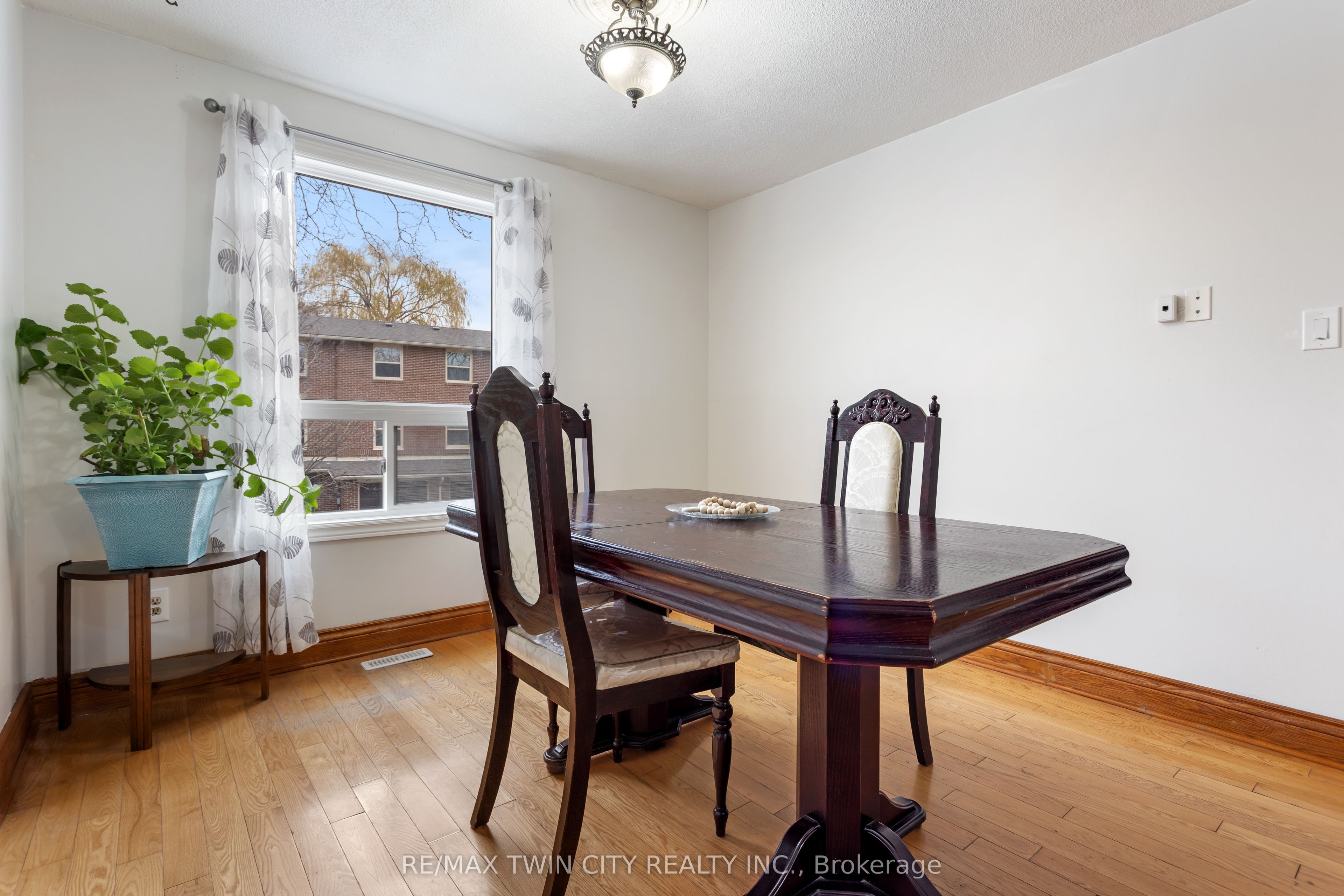 Additional image 6 of 7 Eden Park Drive, Brampton, ON, L6T 3A5