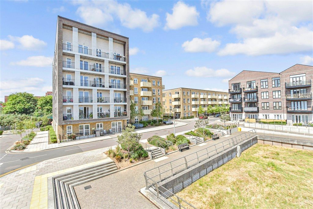 Additional image 2 of 2 bed flat for saleCorys Road, Rochester, Kent ME1
