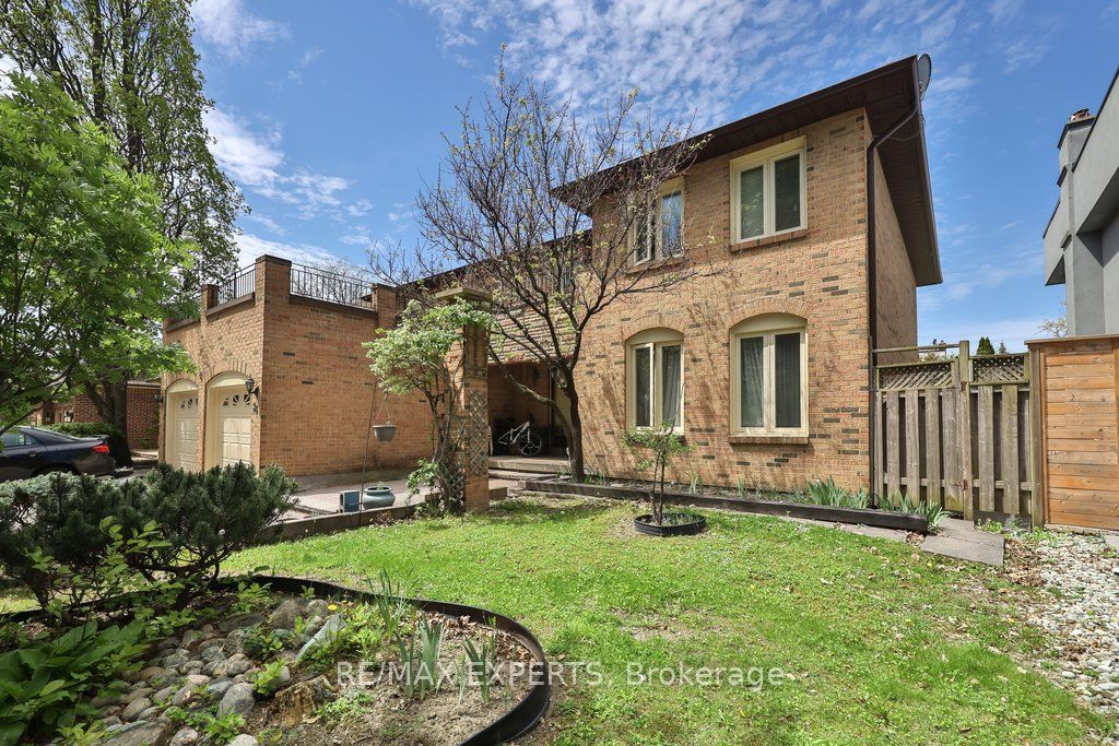 38 Colton Crescent S, Vaughan, ON, L4L 3L6 photo 2