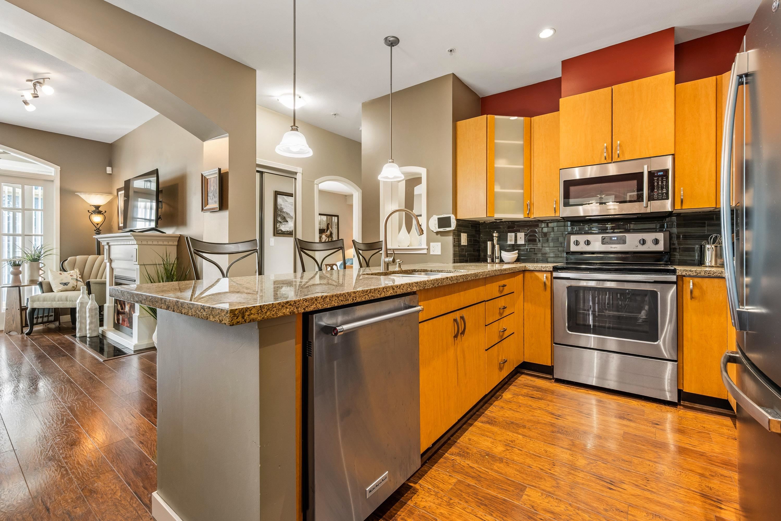 Additional image 6 of 315-33485 South Fraser Way, Abbotsford, BC, V2S 8P9