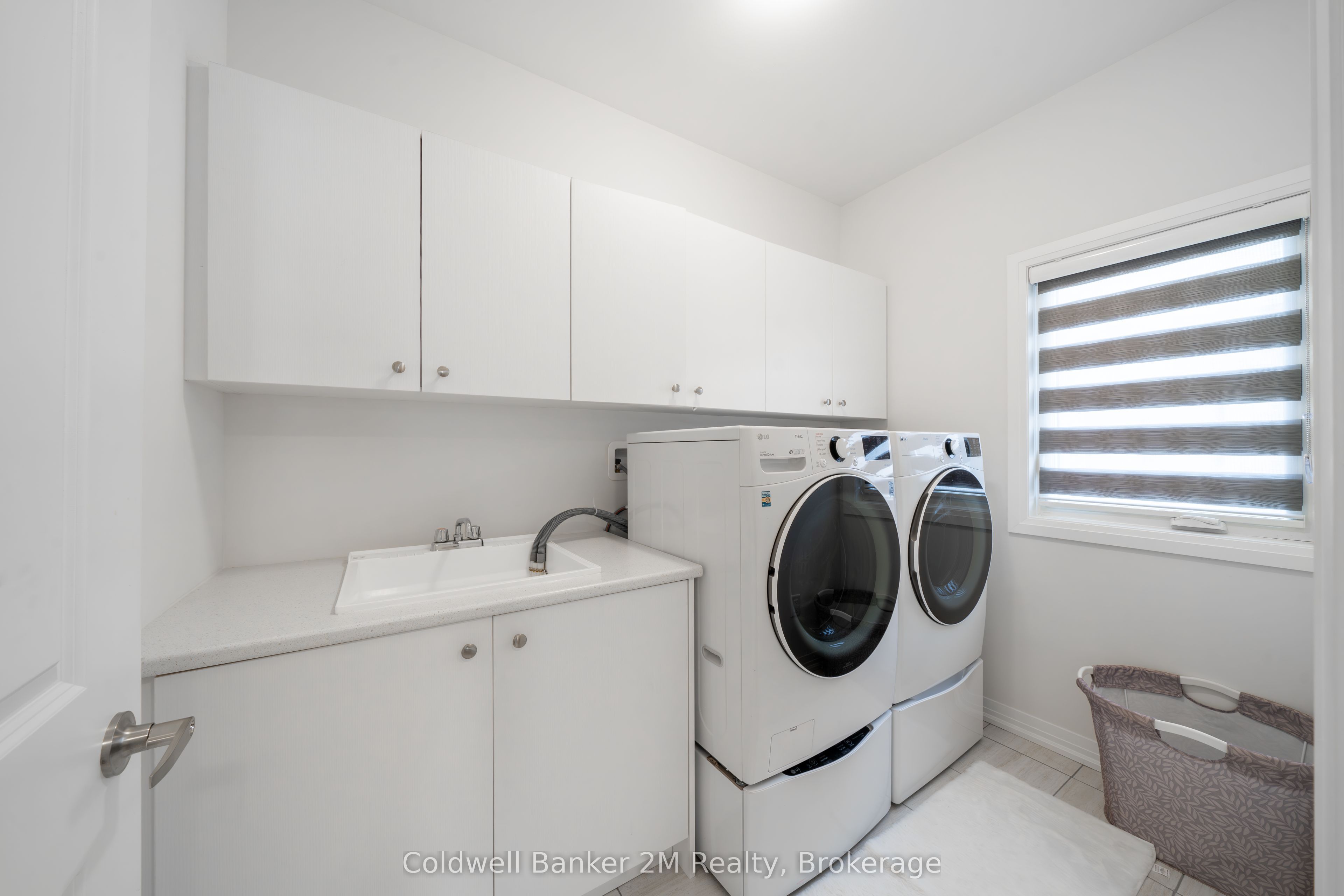Additional image 4 of 136 Ogston Crescent, Whitby, ON, L1P 0H3