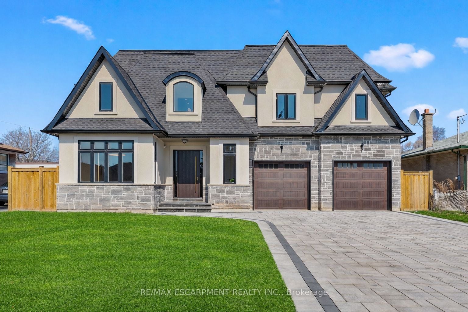 383 Wadsworth Street, Oakville, ON, L6K 2A2