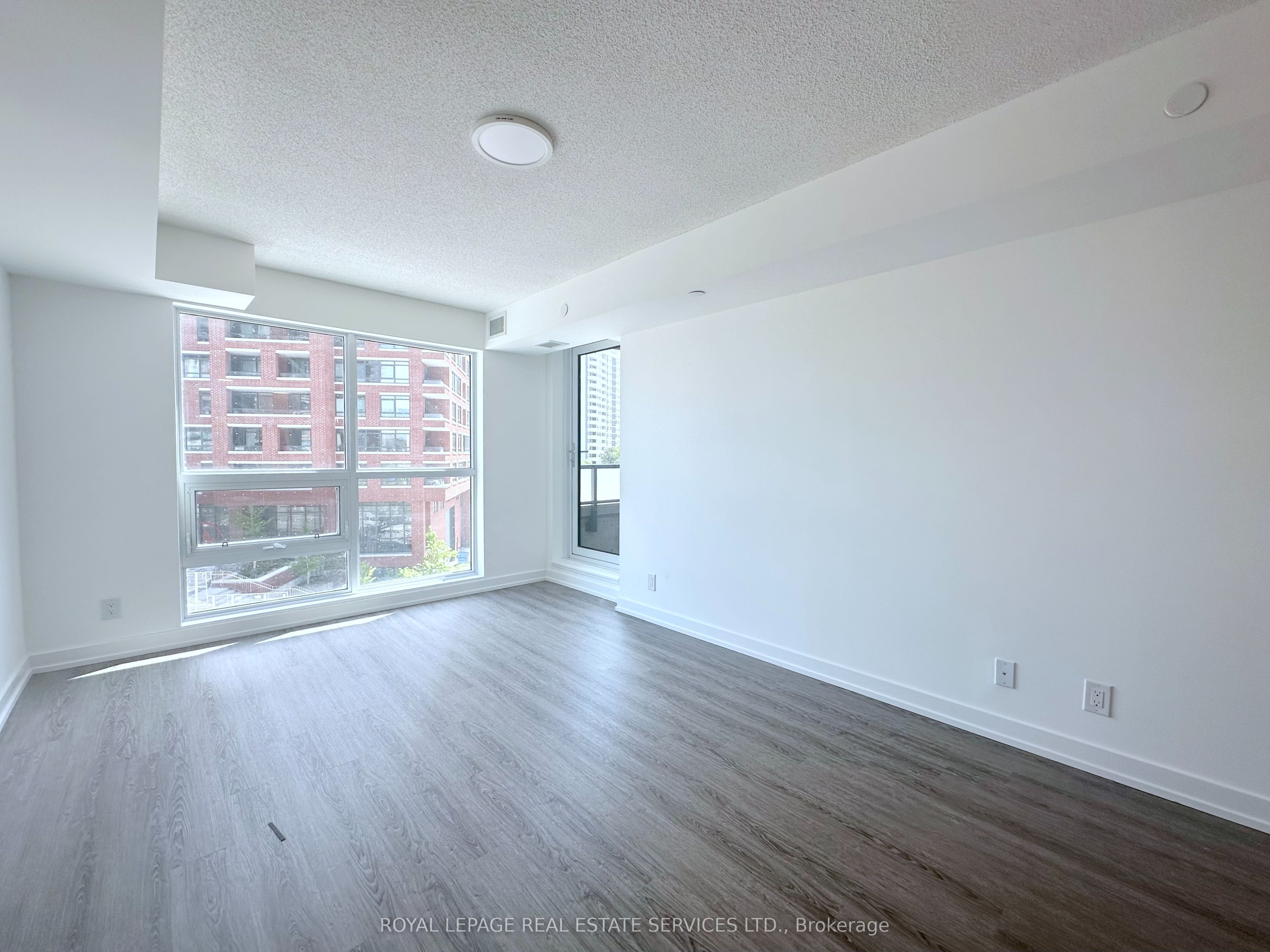 423-25 Kitney Drive, Ajax, ON, L1S 4S4 photo 4