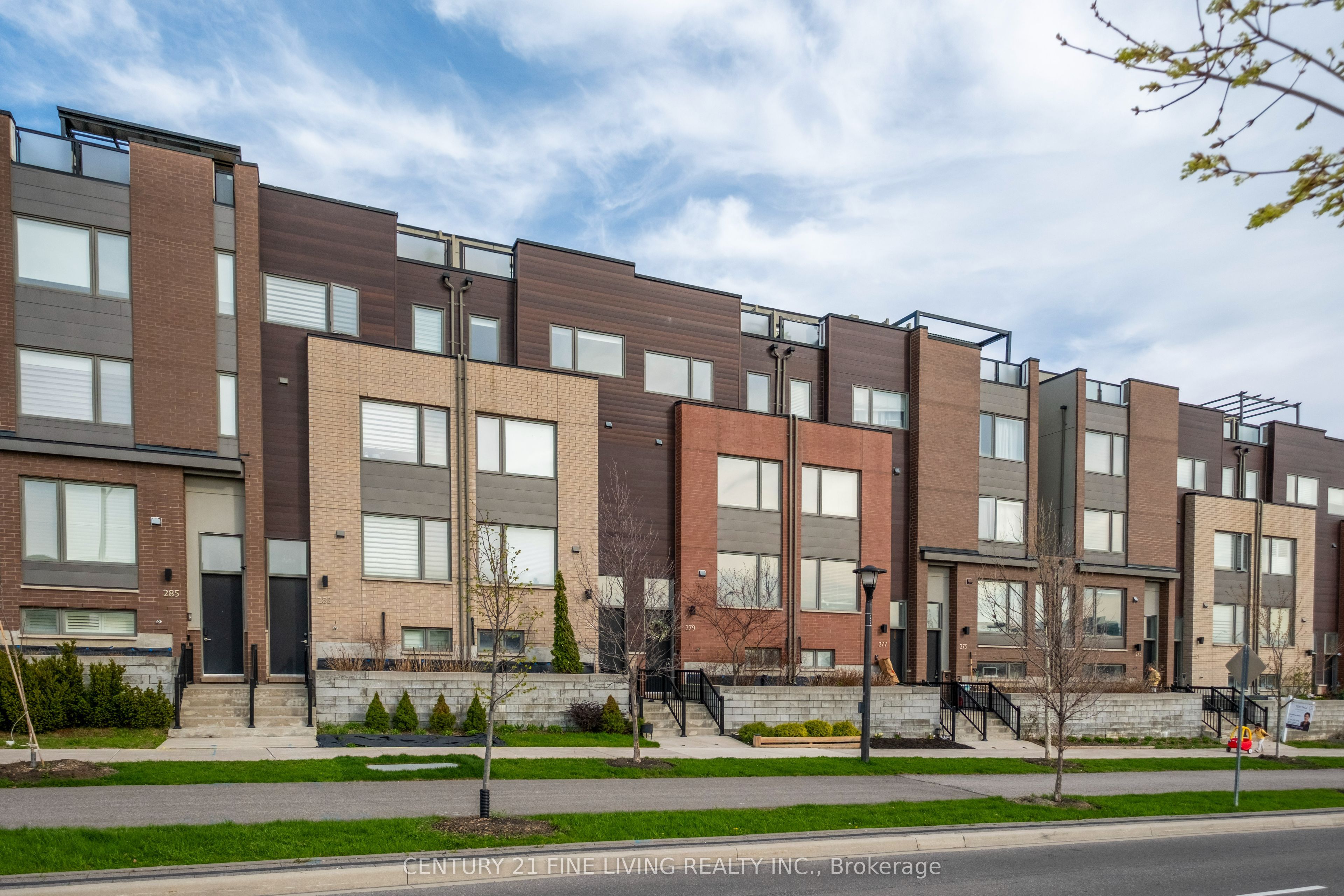 279 Downsview Park Boulevard, Toronto, ON, M3K 0B6