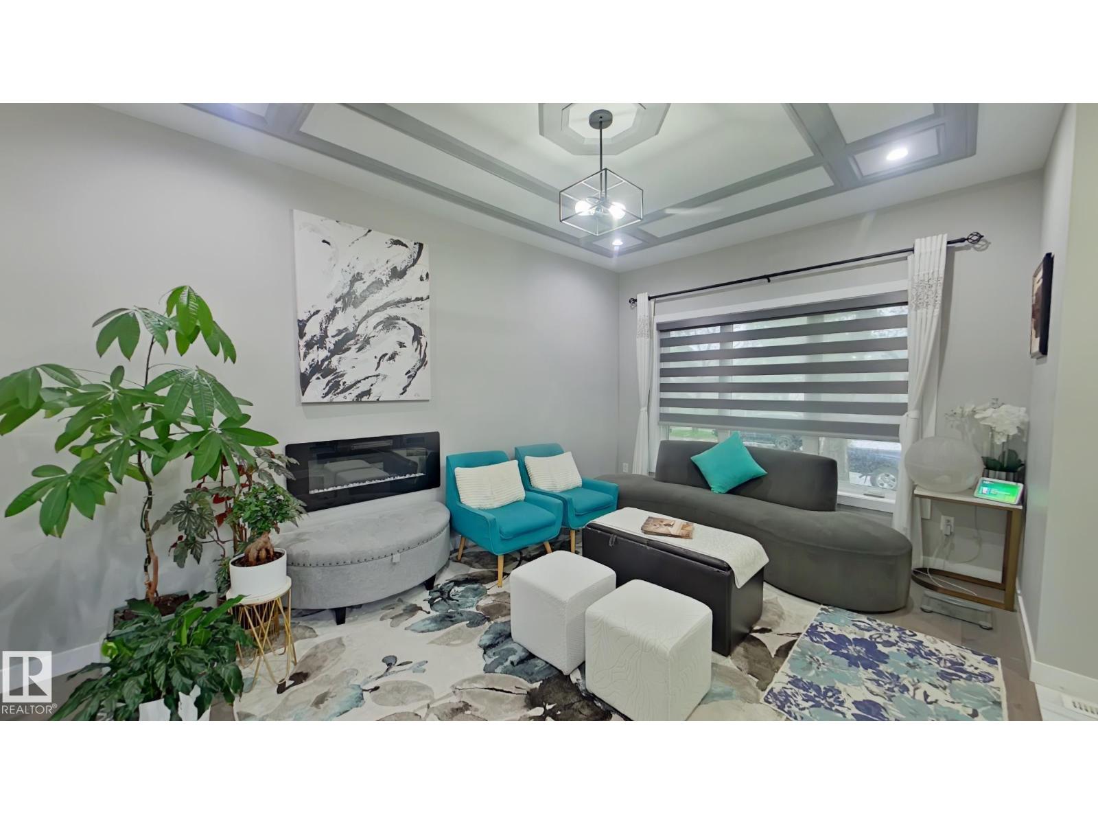 8543 80 Avenue NW, Edmonton, AB, T6C0T2