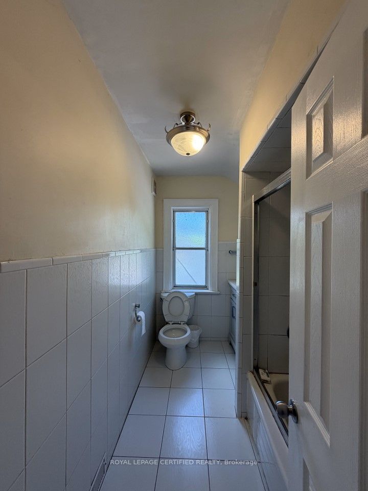 Additional image 4 of 148 Belgravia Avenue, Toronto, ON, M6E 2M7