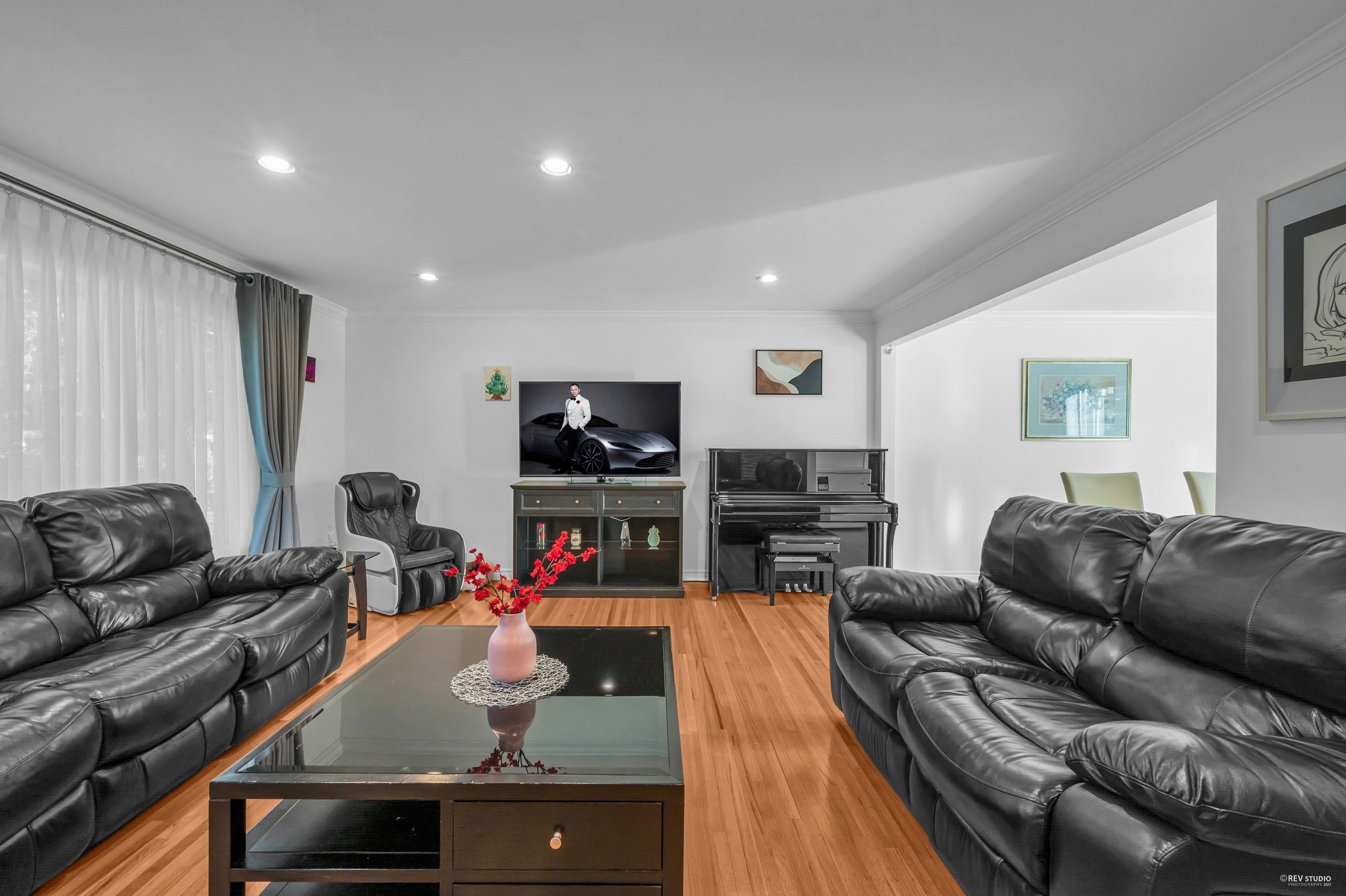 310 Macbeth Crescent, West Vancouver, BC, V7T 1V7 photo 4