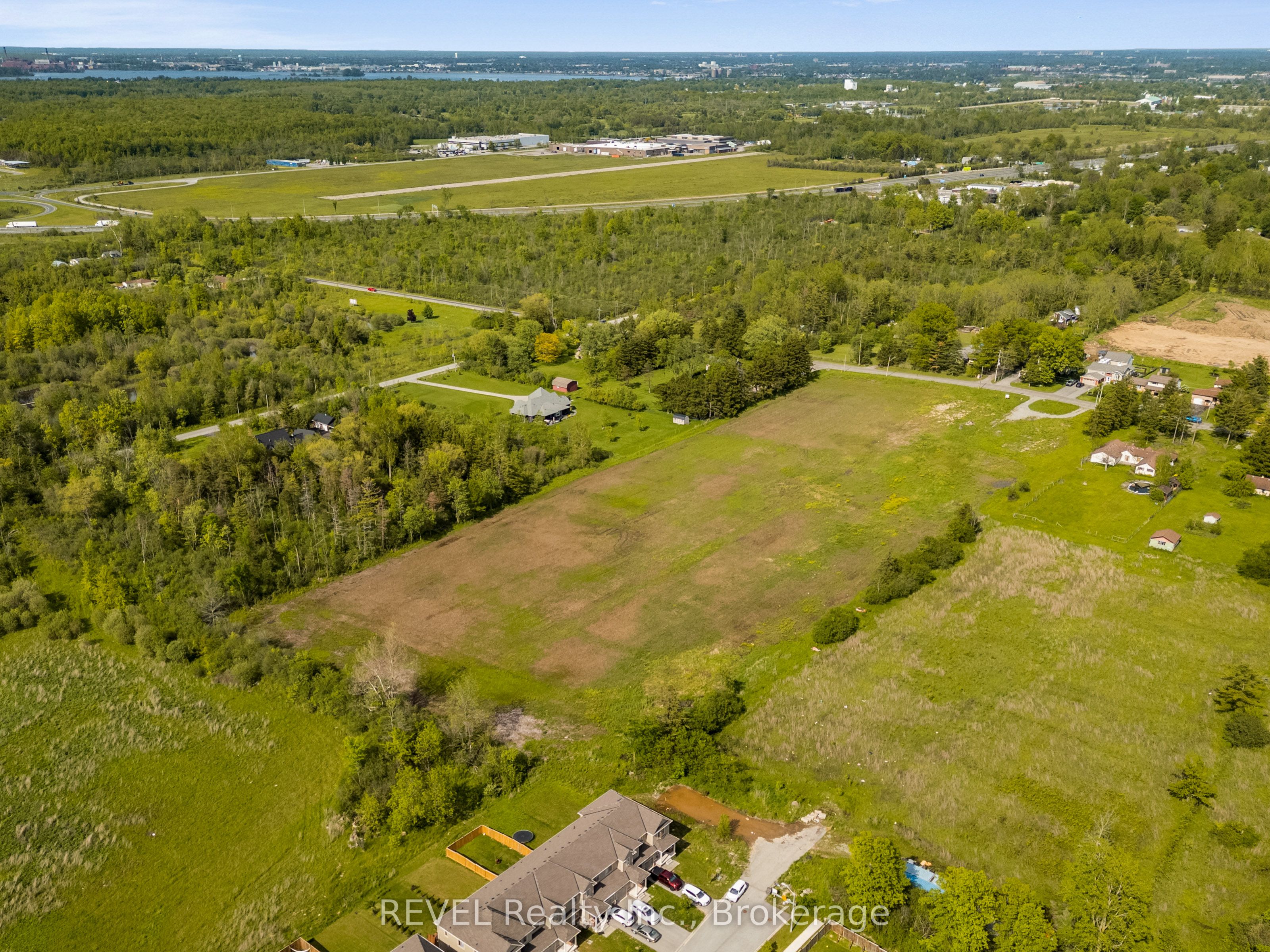 1257 Pettit Road W, Fort Erie, ON, L2A 5A4