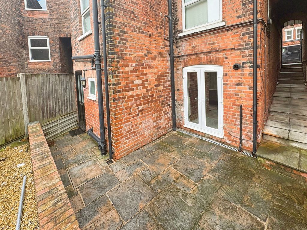 Additional image 8 of 2 bed flat for saleVictoria Road, Retford DN22