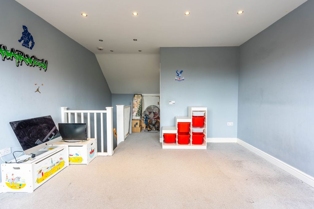Additional image 11 of 3 bed terraced house for saleAilsa Court, Rochester ME1