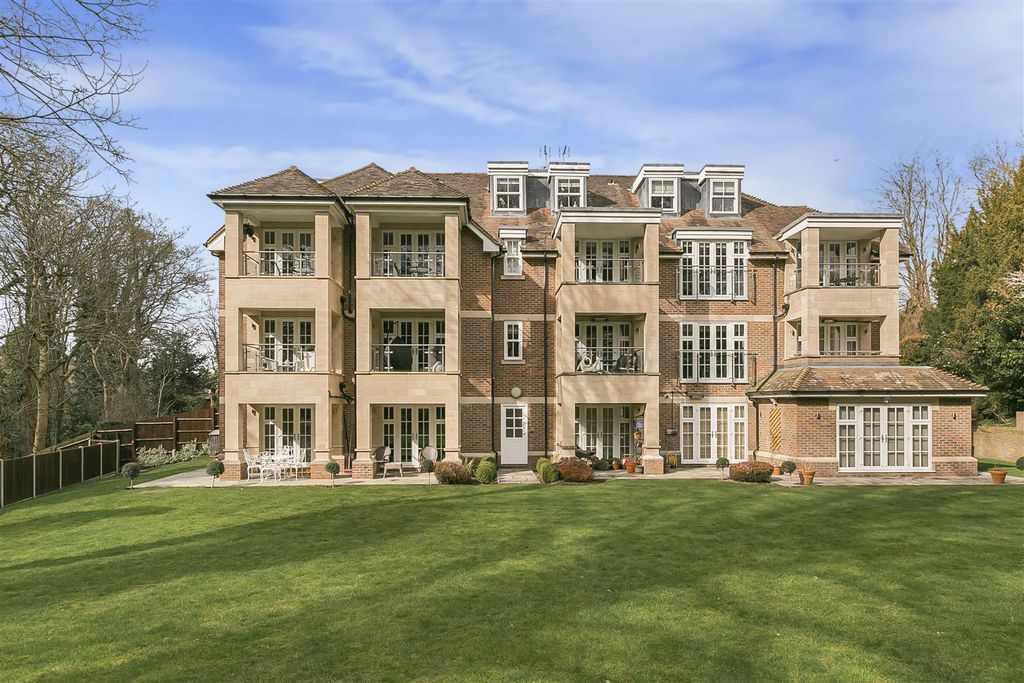 Additional image 17 of 2 bed flat for saleShenley Hill, Radlett WD7