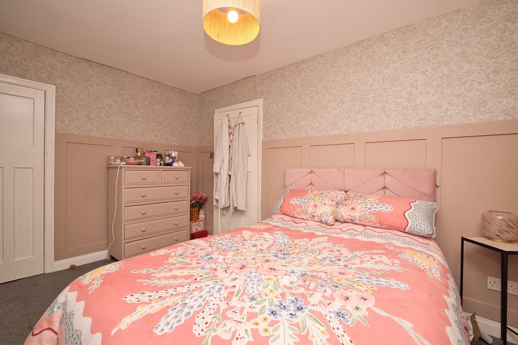 Additional image 8 of 3 bed semi-detached house for salePrestedge Avenue, Ramsgate, Kent CT11