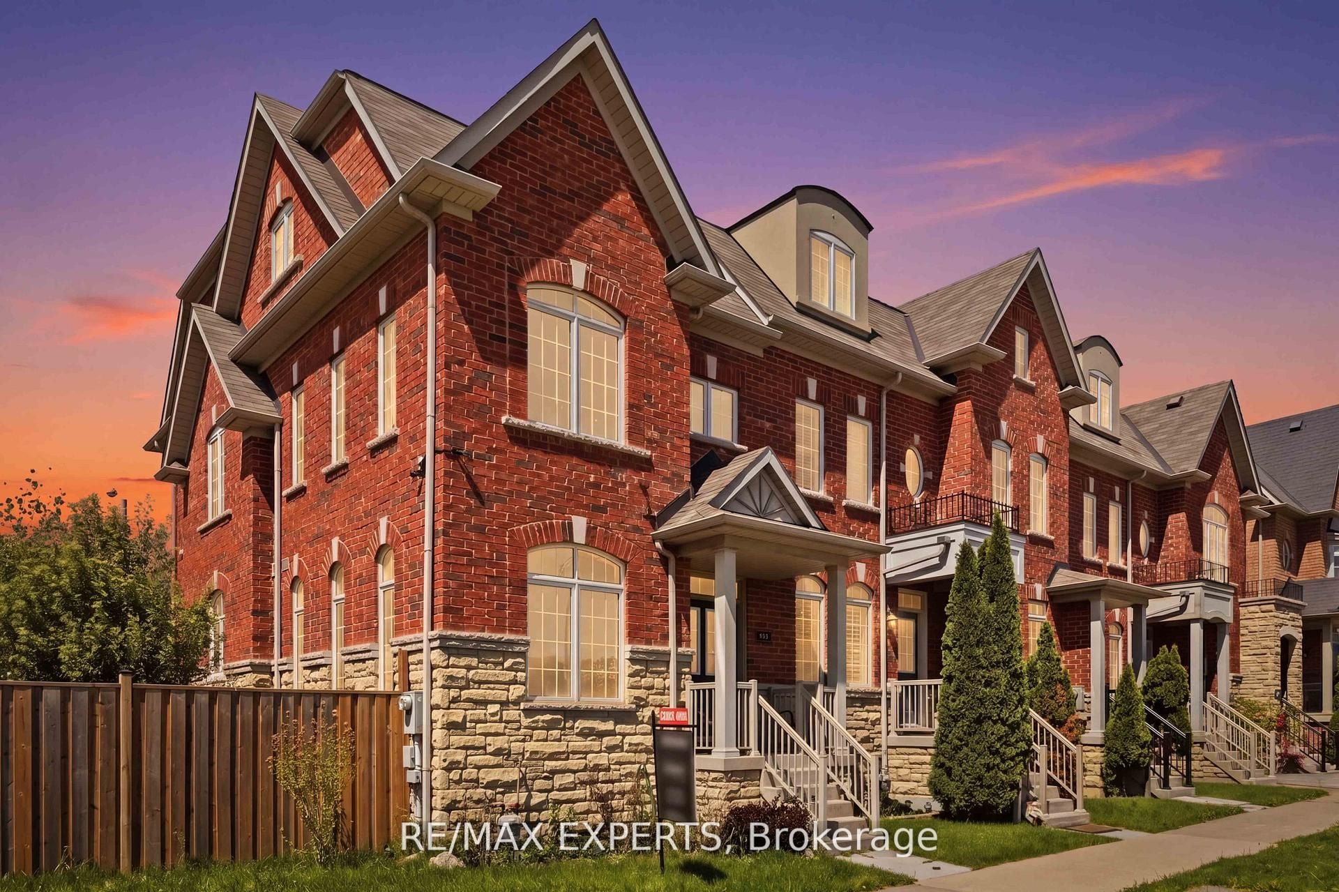 245 Isaac Devins Boulevard, Toronto, ON, M9M 0B6