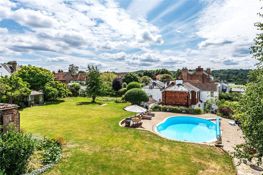5 bed detached house for saleUpper West Street, Reigate, Surrey RH2