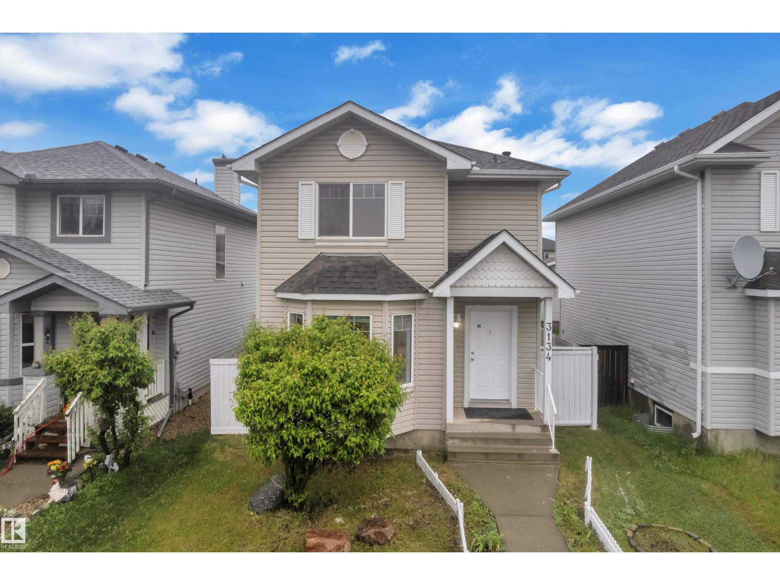 3134 30 Avenue NW, Edmonton, AB, T6T1T9