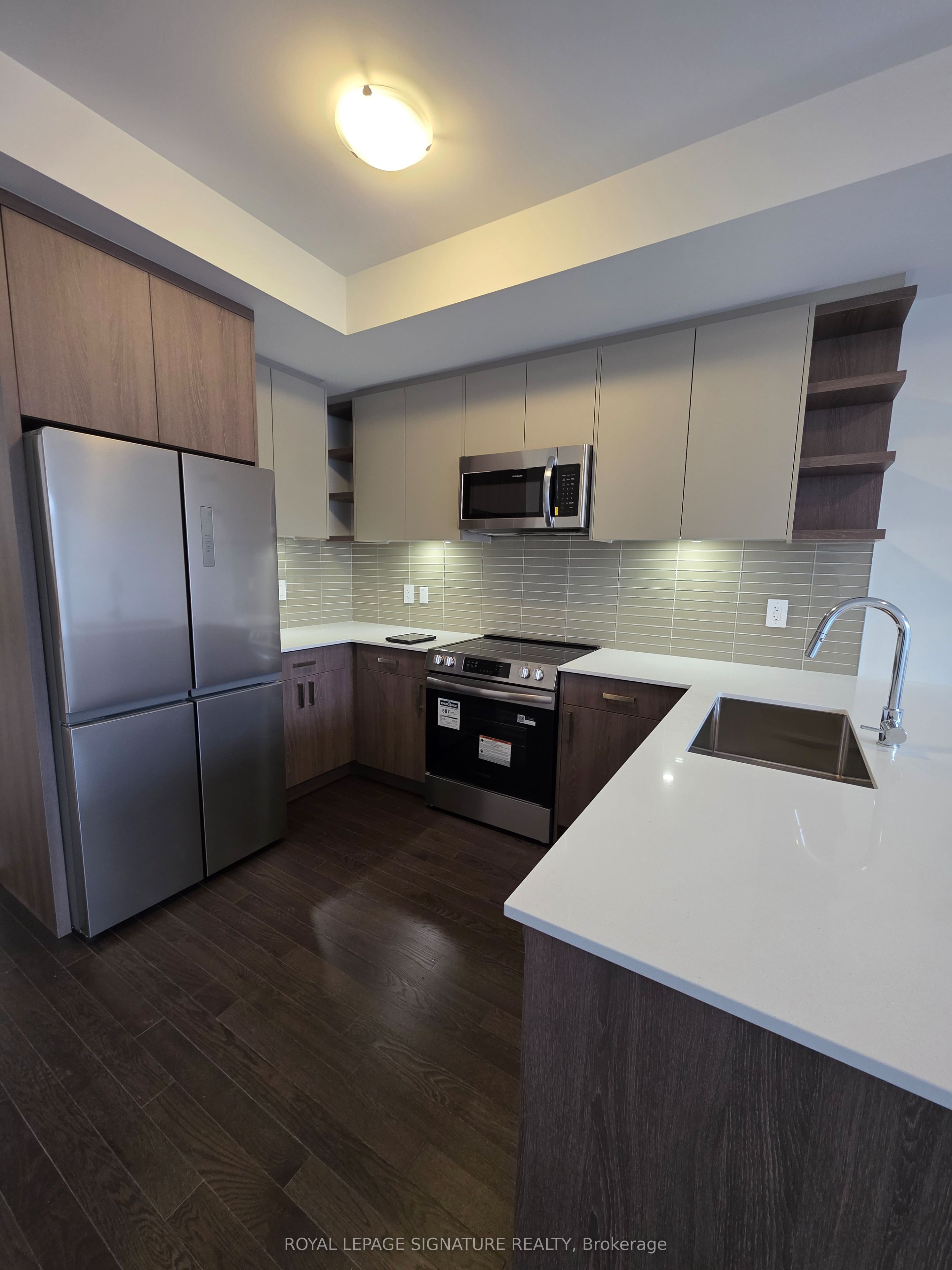Additional image 6 of 28 Green Gardens Boulevard, Toronto, ON, M6A 0E7