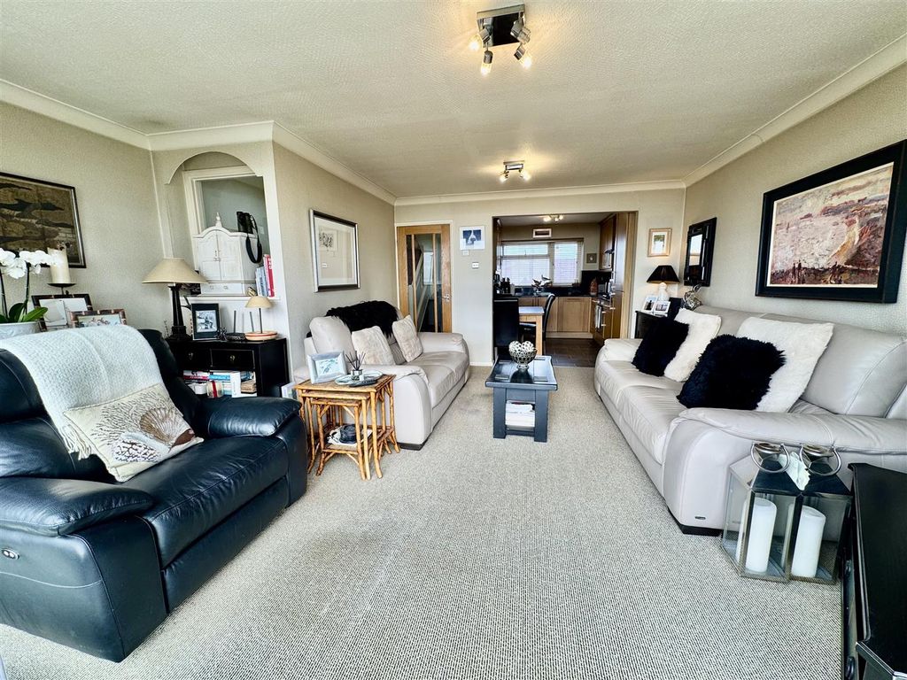 Additional image 4 of 3 bed town house for saleMin Y Mor, Pwllheli LL53
