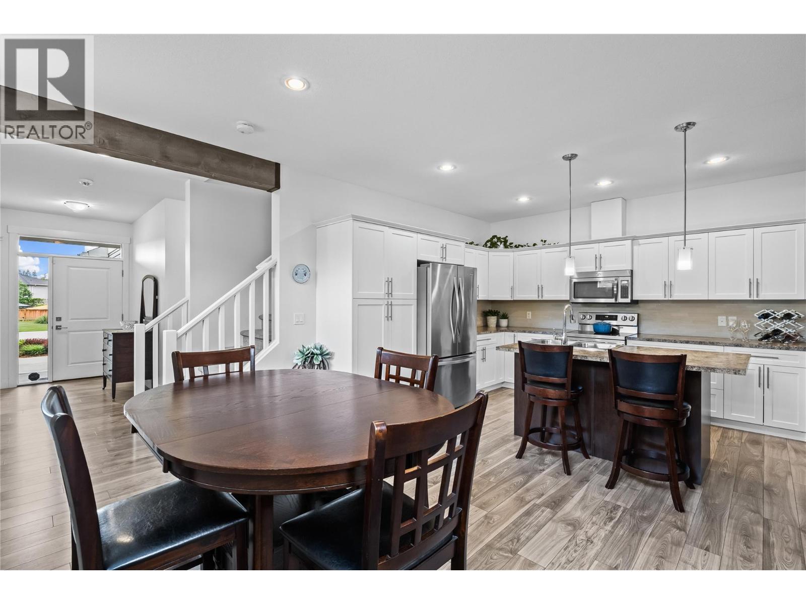 827 Juniper Road, Kelowna, BC, V1X3R8 photo 4