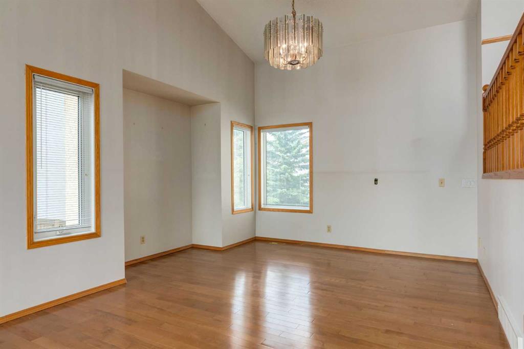 183 Edgevalley Circle NW, Calgary, AB, T3A 4X8 photo 4