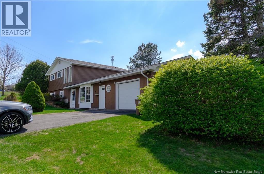 91 Westgate Drive, Saint John, NB, E2M5C7 photo 2