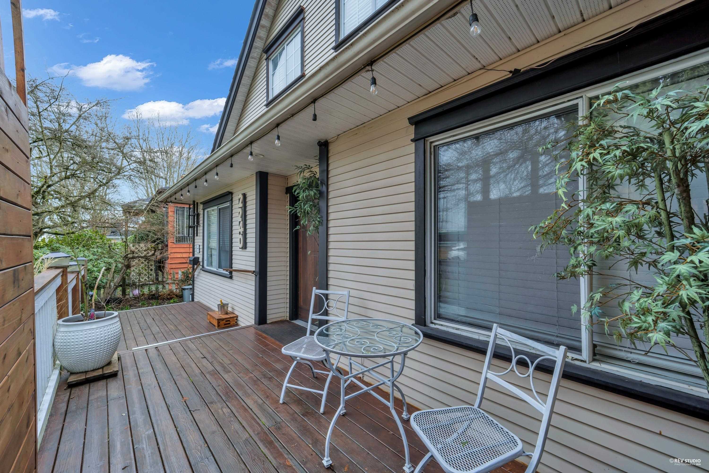 2240 Douglas Crescent, Richmond, BC, V7B 1E9 photo 4