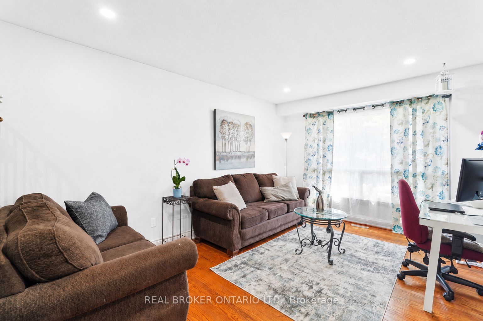 Additional image 2 of 3106 Redbank Crescent, Mississauga, ON, L4T 1V1