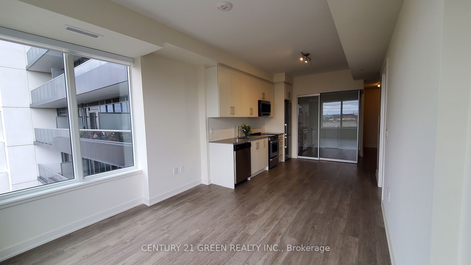 Additional image 4 of 720-212 King William Street, Hamilton, ON, L8R 0A7