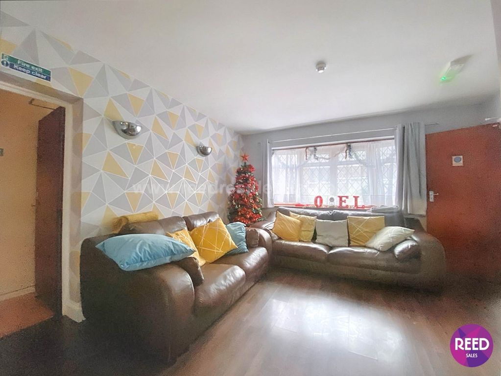 Additional image 18 of 10 bed detached house for saleDorset Gardens, Rochford SS4