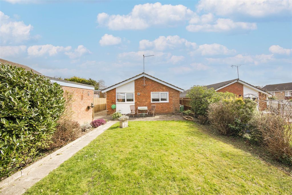 Additional image 17 of 2 bed detached bungalow for saleThe Brucks, Wateringbury, Maidstone ME18