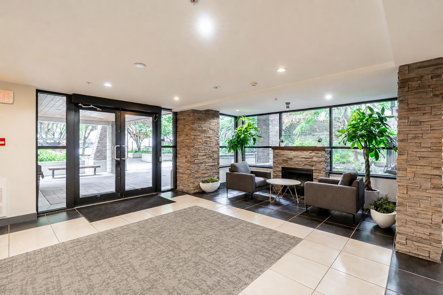 413-2088 Beta Avenue, Burnaby, BC, V5C 0C8 photo 3
