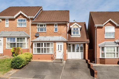 Glastonbury Close, Longwell Green, Bristol BS30