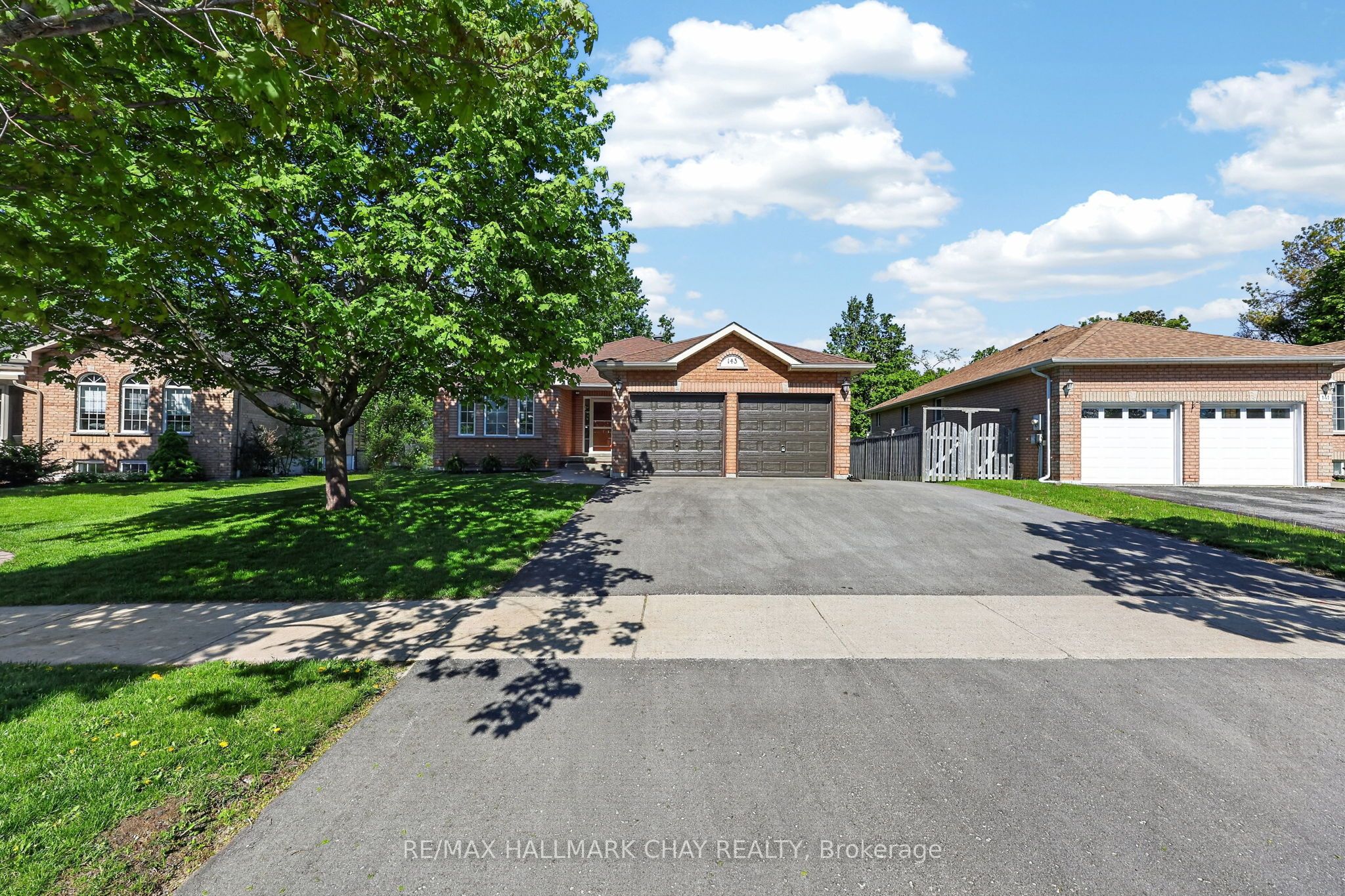 143 Emms Drive, Barrie, ON, L4N 8H7 photo 2