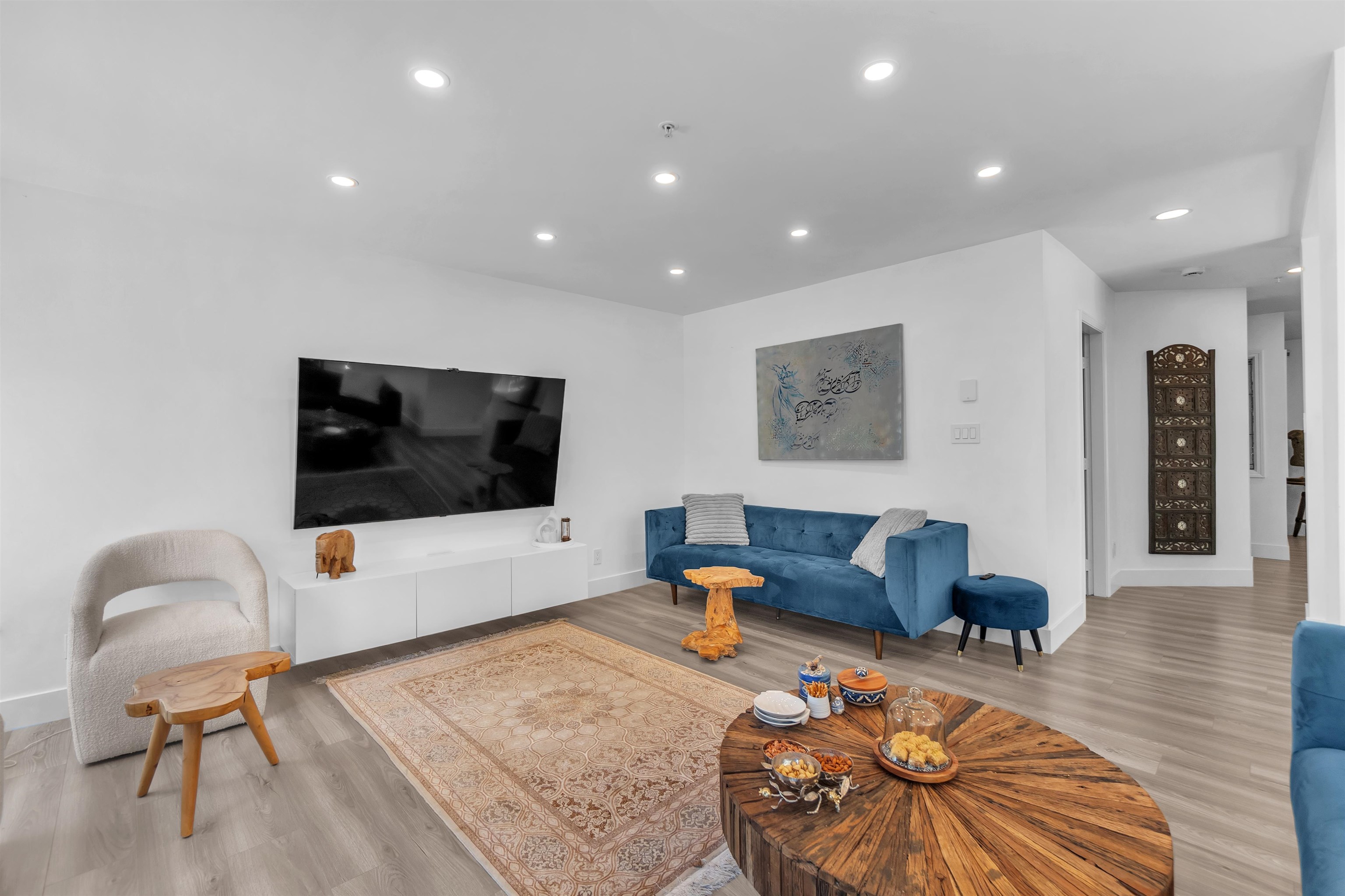 8-2425 Edgemont Boulevard, North Vancouver, BC, V7P 2L2 photo 5