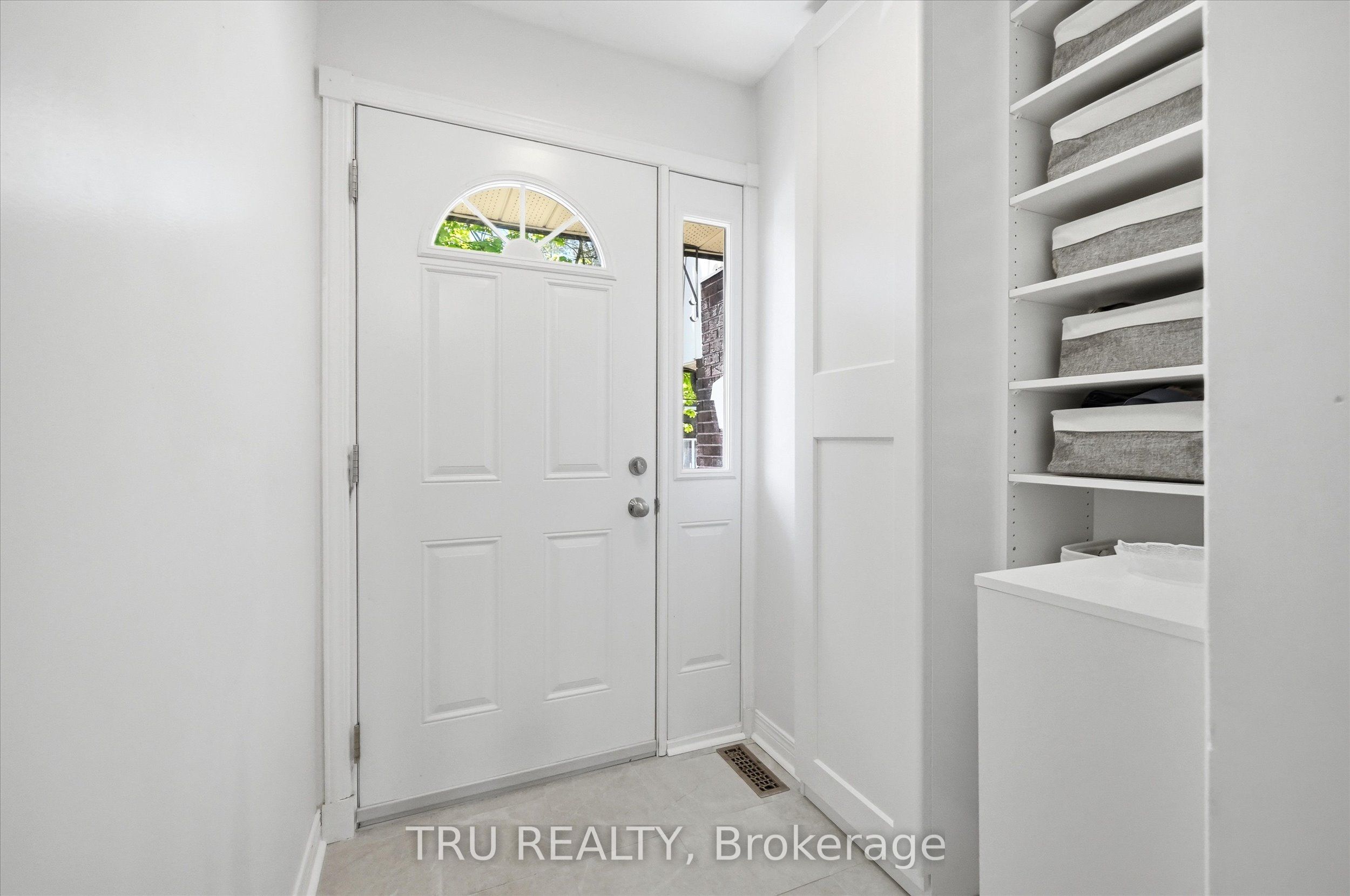 Additional image 2 of 13-3301 Mccarthy Road, Ottawa, ON, K1V 9X5