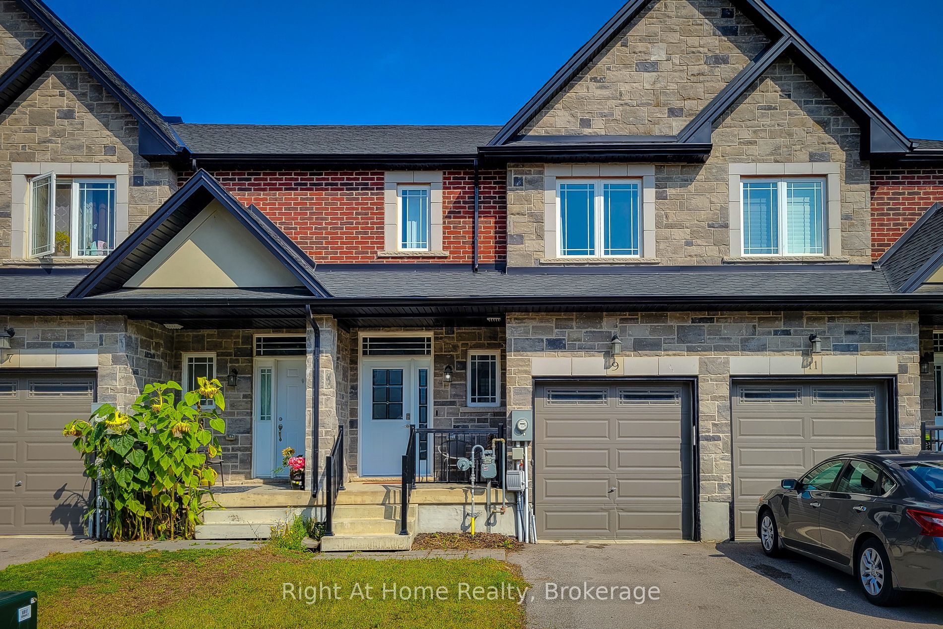 9 Callon Drive, Hamilton, ON, L9K 0J8