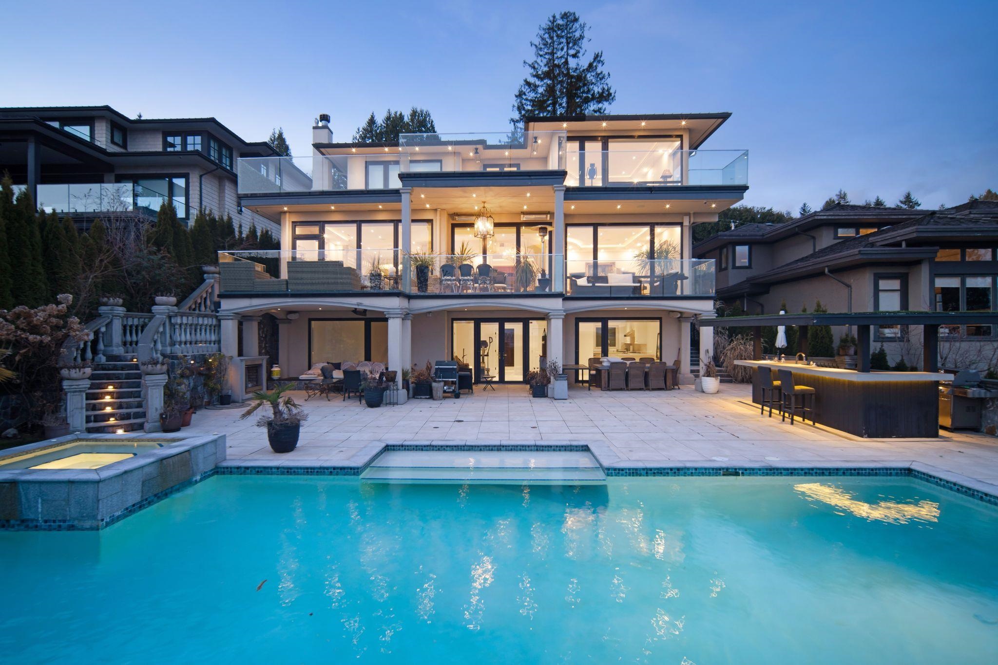 2538 Ottawa Avenue, West Vancouver, BC, V7V 2T4