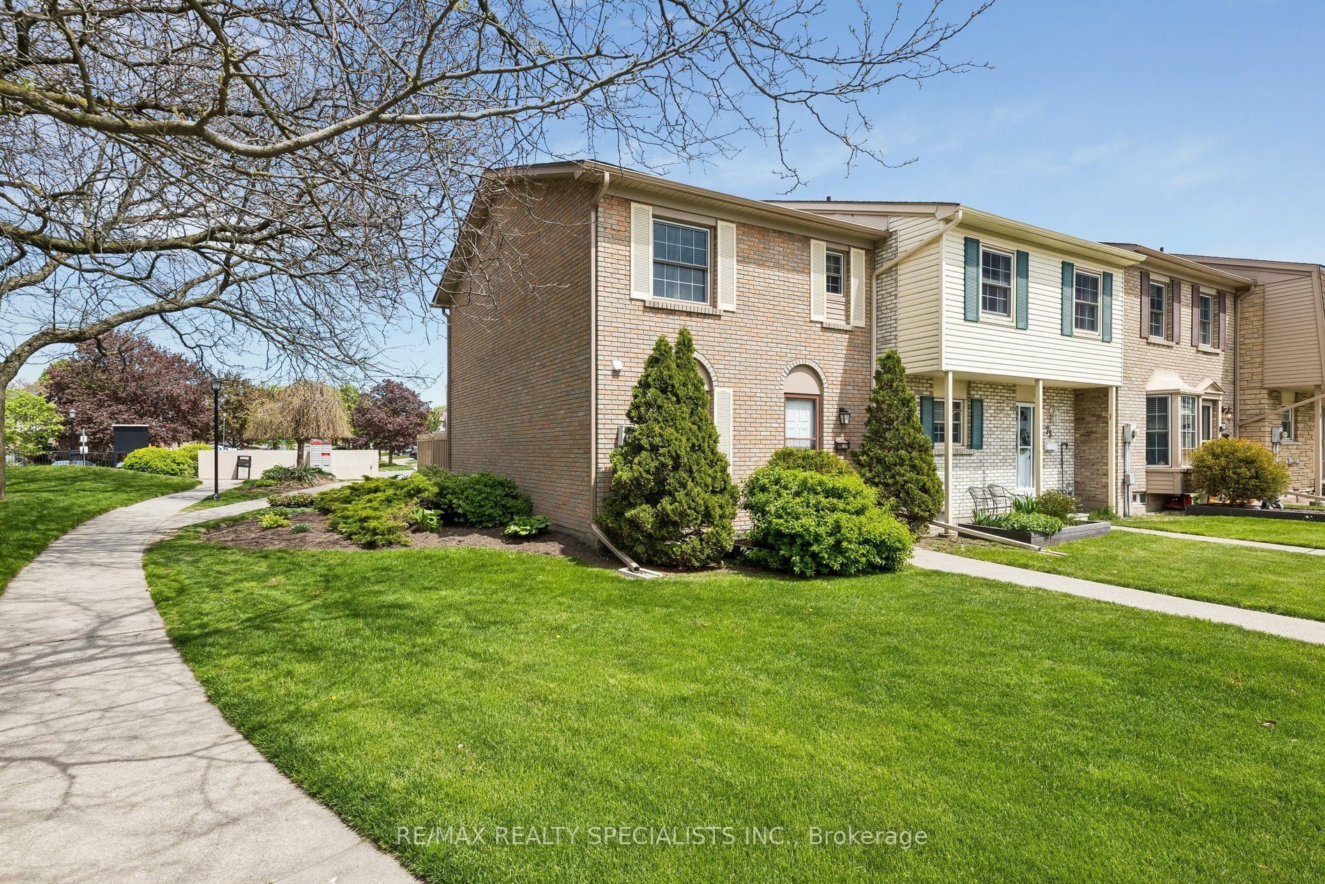 Additional image 3 of 72-580 Eyer Drive, Pickering, ON, L1W 3B7