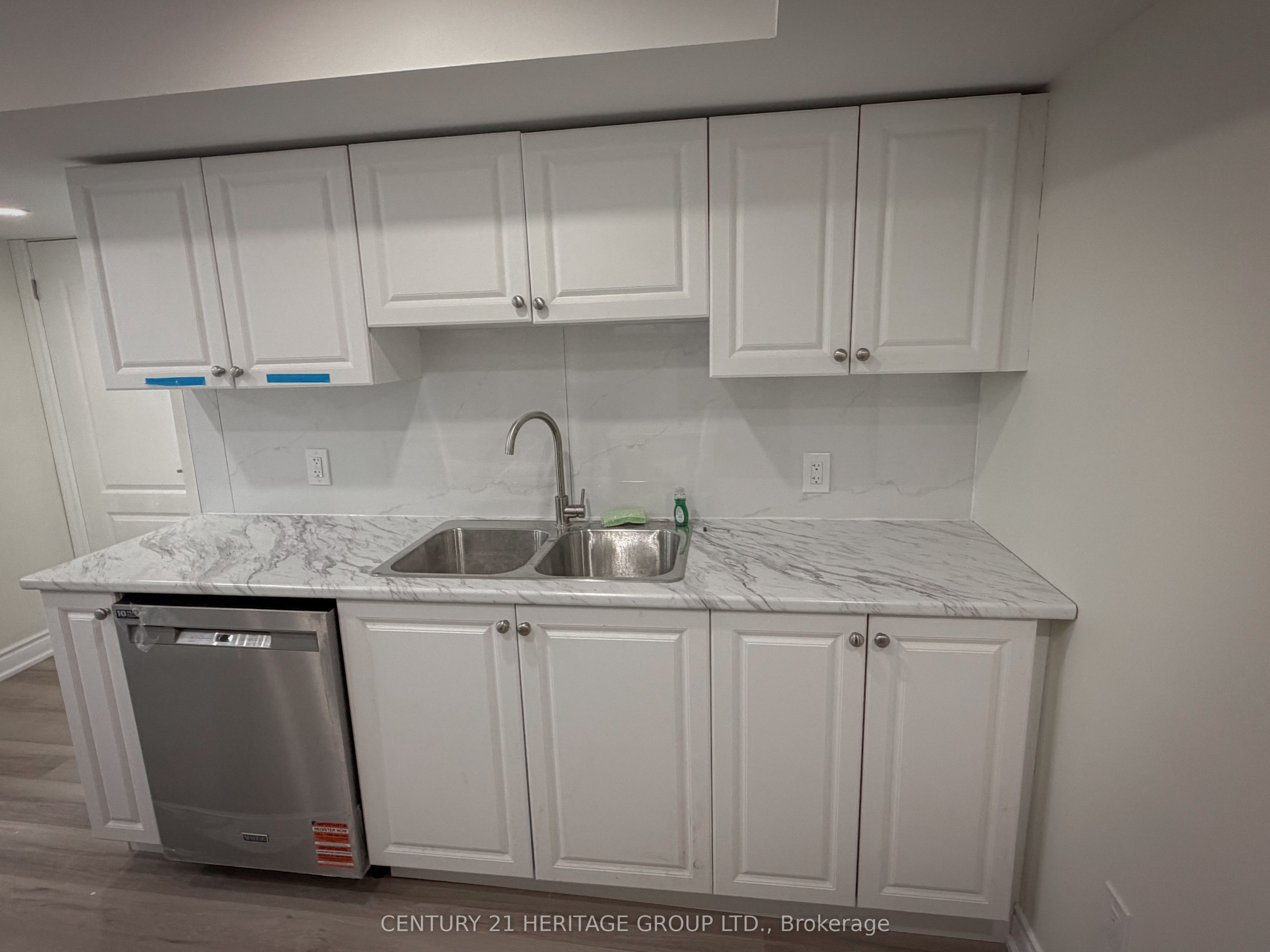 Bsmnt-11 Birdsong Street, Richmond Hill, ON, L4E 5C2 photo 3