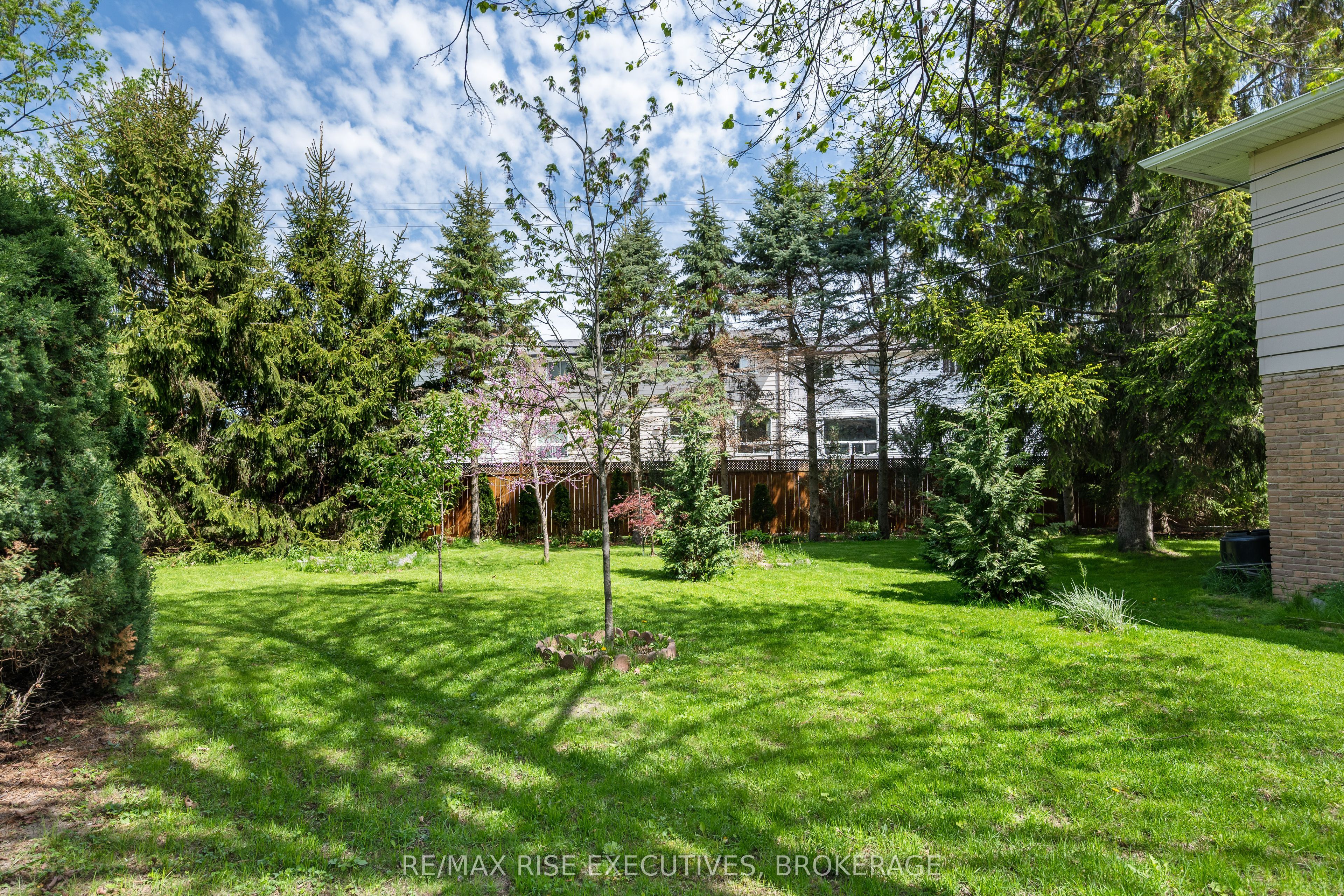 Additional image 4 of 707 Laidlaw Crescent, Kingston, ON, K7M 5M3