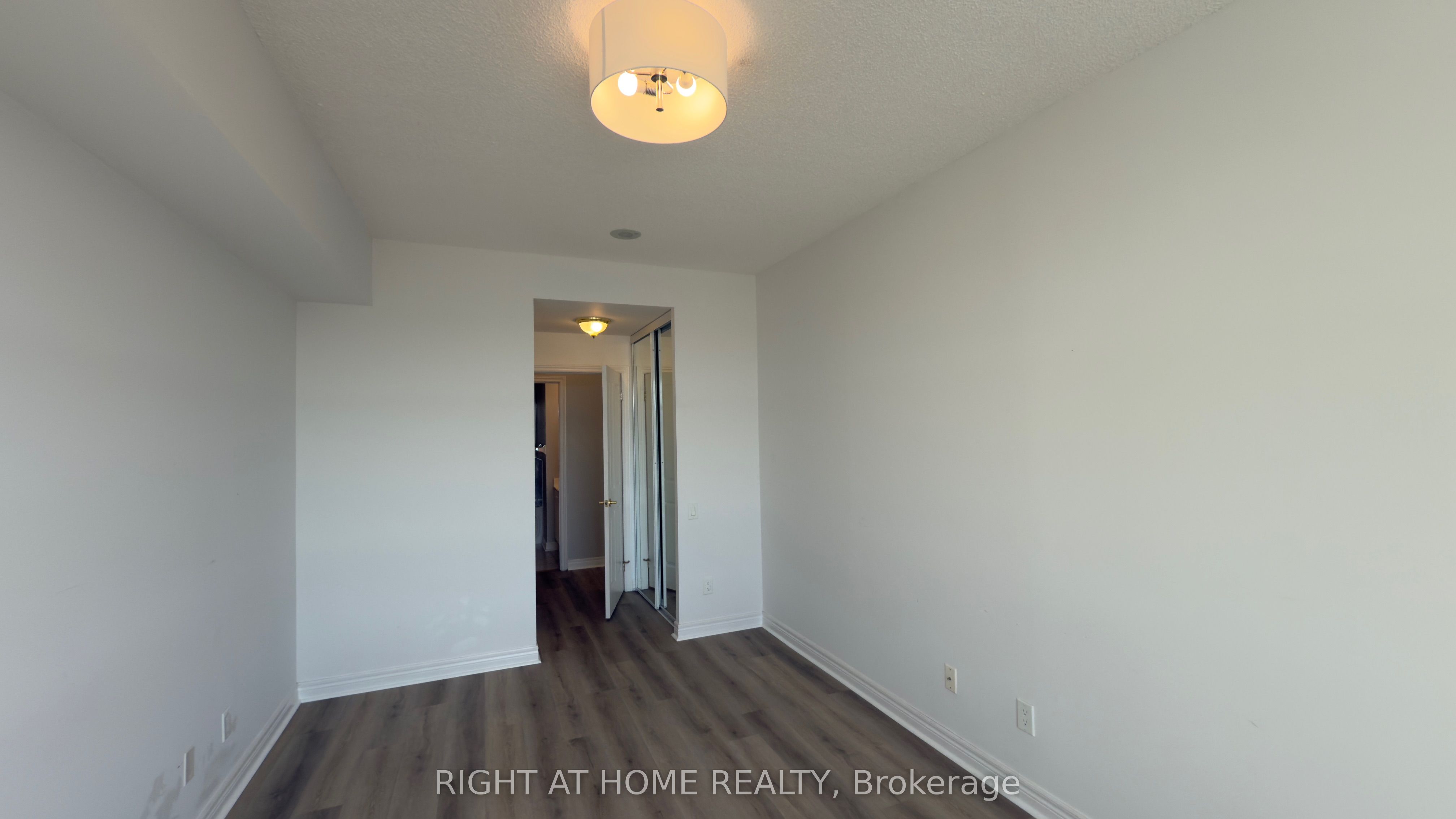 Additional image 3 of 703-40 Old Mill Road, Oakville, ON, L6J 7W2