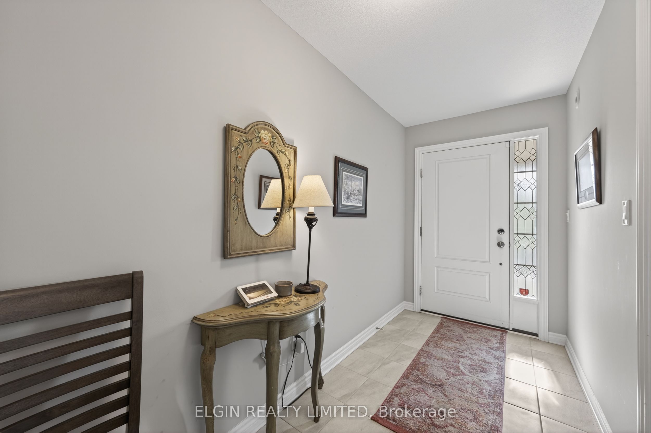 8 Ashberry Place, St. Thomas, ON, N5R 0H7 photo 4