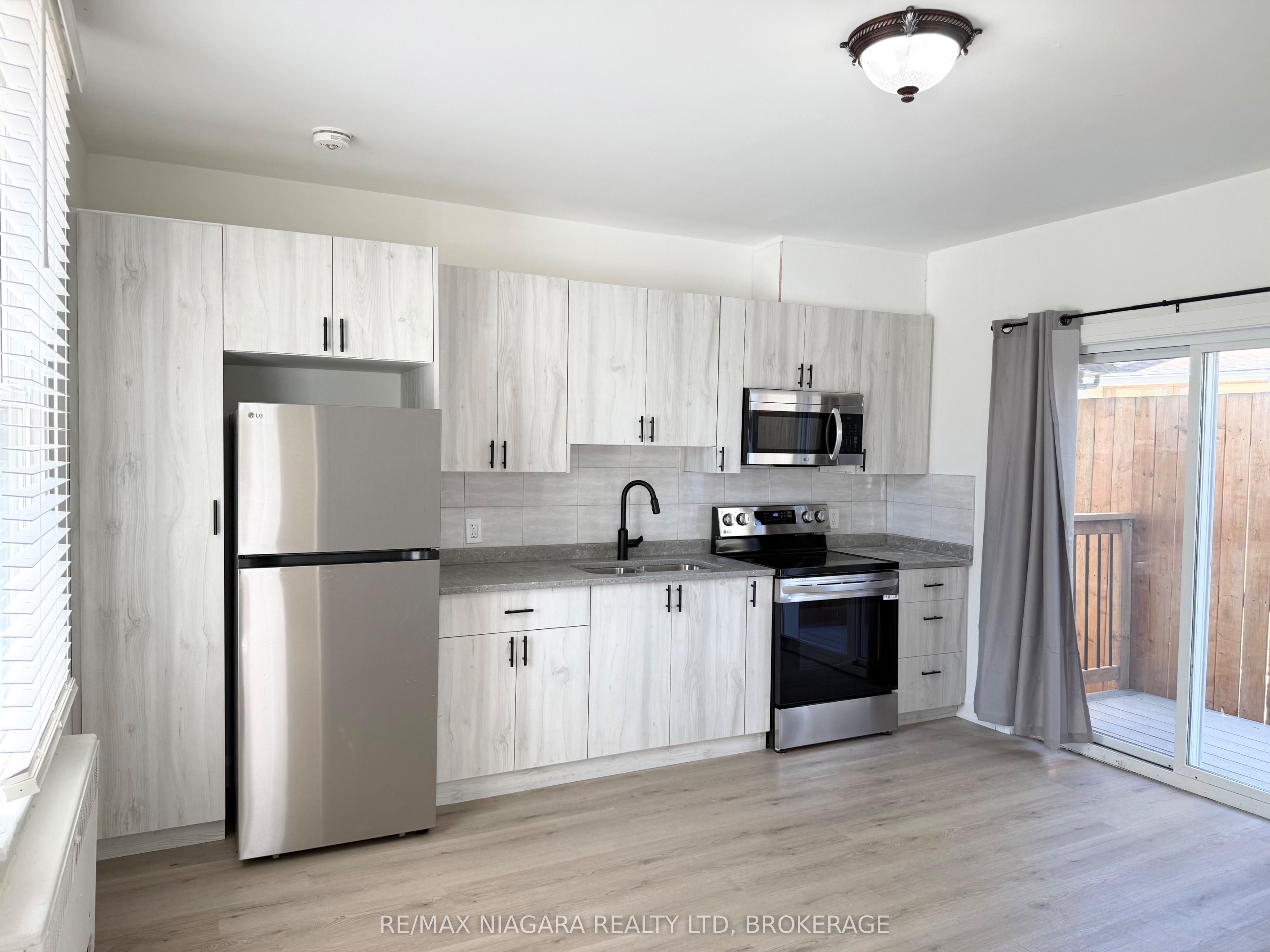 Additional image 4 of Unit 2-4711 River Road, Niagara Falls, ON, L2E 3G2