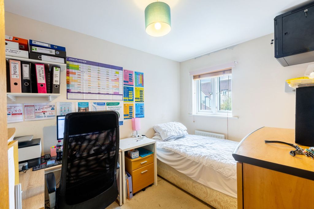 Additional image 11 of 5 bed terraced house for saleThe Moors, Redhill RH1